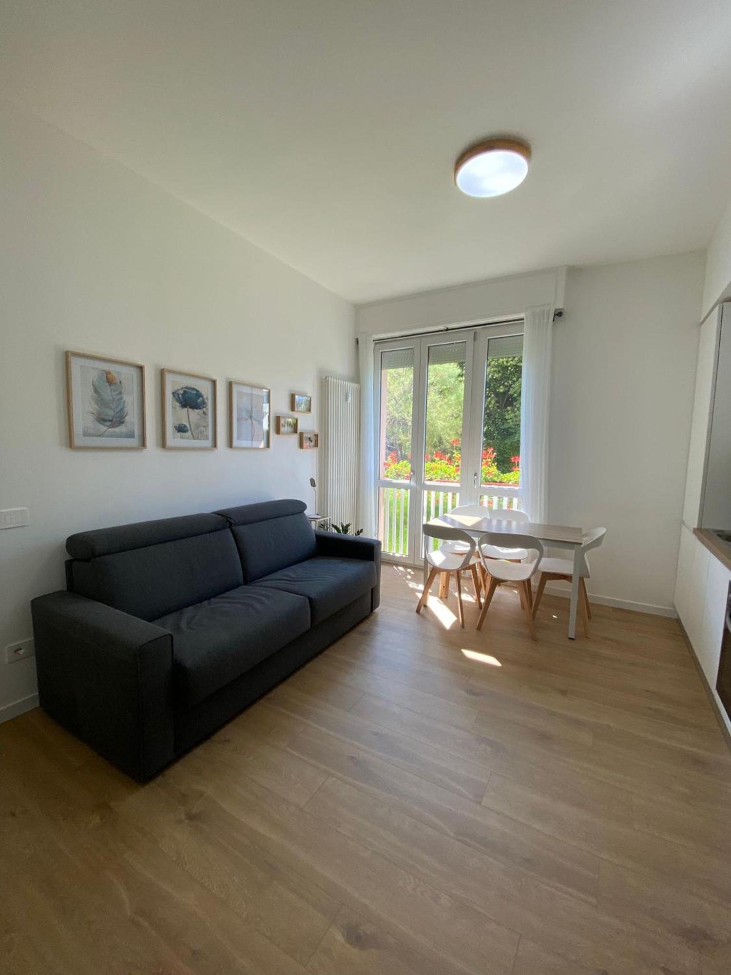 莱科Casa Corso Matteotti 16公寓 外观 照片